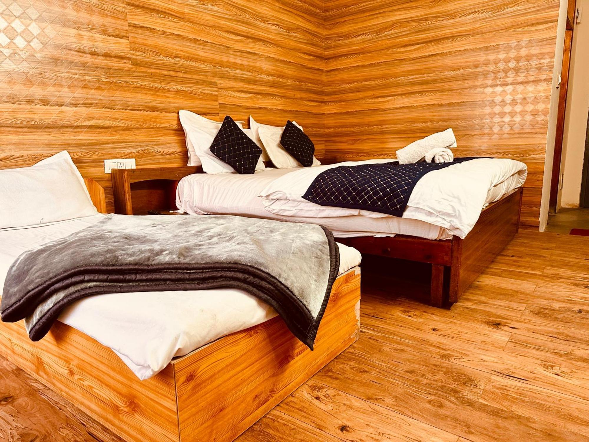 Hotel Royal Respite Manali - Luxury Comfort ! Travellers Delight ! Budget Friendly ! Prime Location ! Guest Favourite Exterior foto