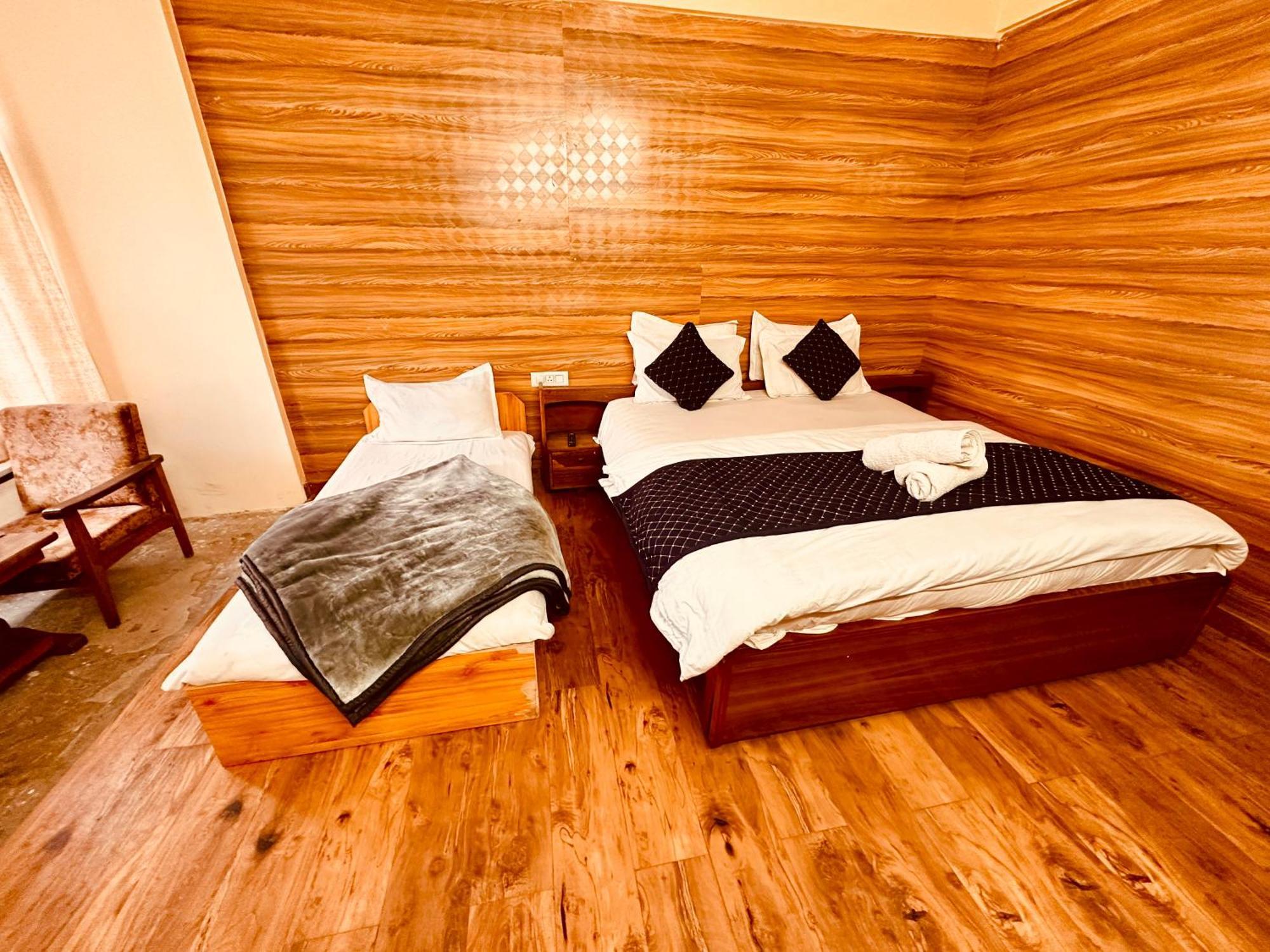 Hotel Royal Respite Manali - Luxury Comfort ! Travellers Delight ! Budget Friendly ! Prime Location ! Guest Favourite Exterior foto